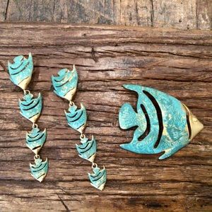 Givenchy Paris New York Vintage 1980’s Brooch & Earrings